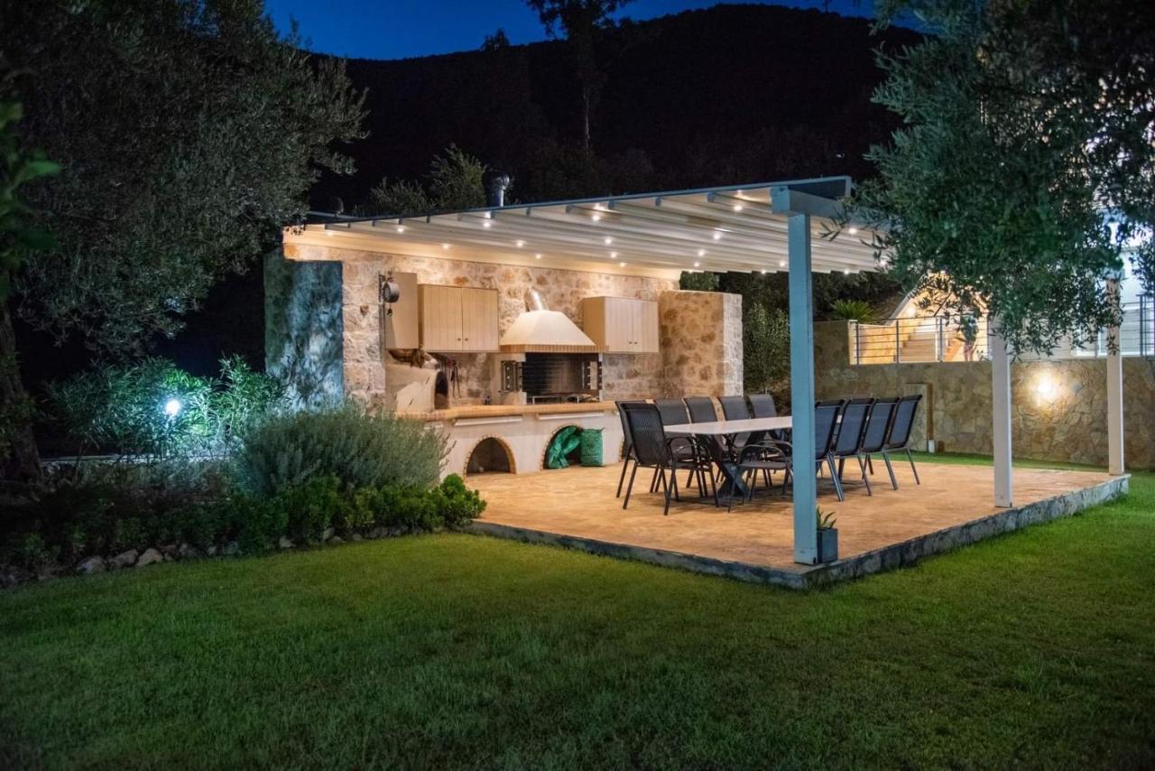 Nikole'S Villas Luxury 180M2 Tirós Extérieur photo