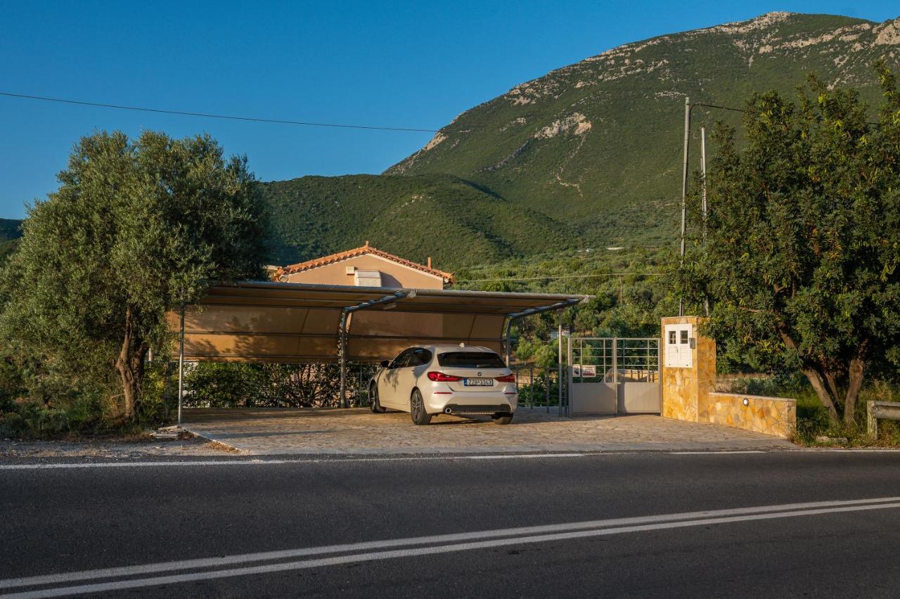 Nikole'S Villas Luxury 180M2 Tirós Extérieur photo